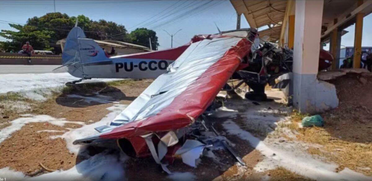 Avião atinge van e moto e bate em estação de ônibus em tentativa de pouso na Zona Sul de Teresina