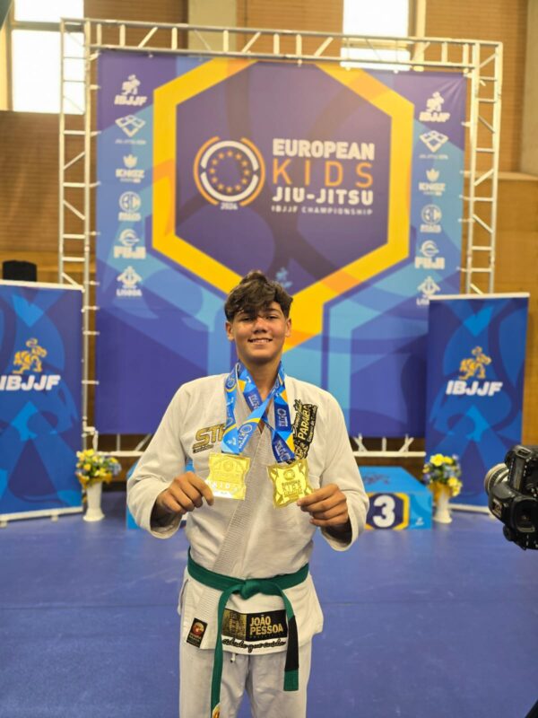 Jovem paraibano Arthur Piloto conquista título de bicampeão de Jiu-Jítsu na Europa