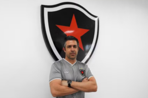 João Burse, técnico do Botafogo-PB