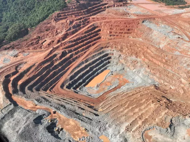 Cava da Mina de Pitinga, no Amazonas. Foto: Brasil Mineral