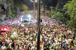 Romaria da Penha na Avenida Pedro II. (foto: Joaquim Neto/Acervo Pessoal)