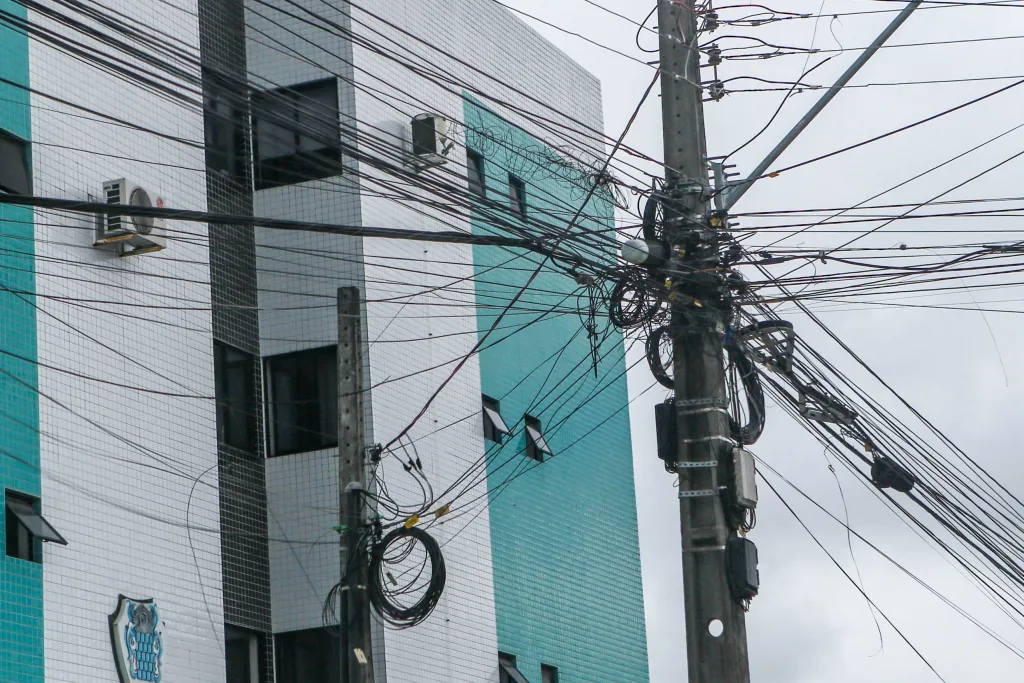 Empresas de telefonia serão acionadas judicialmente pela Prefeitura para realizarem manutenção de pontos de conexão em João Pessoa