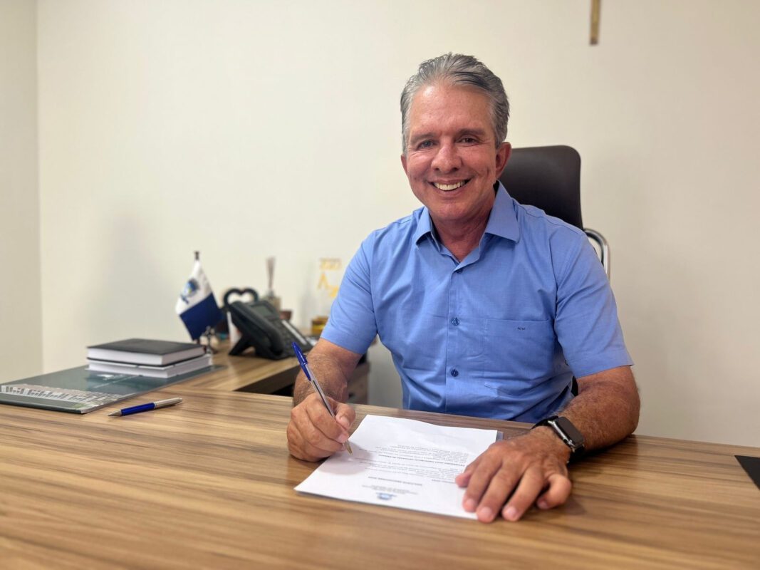 Nabor Wanderley, prefeito de Patos (Foto: reprodução)