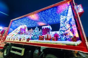 Caravana de Natal da Coca-Cola chega a João Pessoa amanhã e trajeto do Papai Noel começa na Lagoa