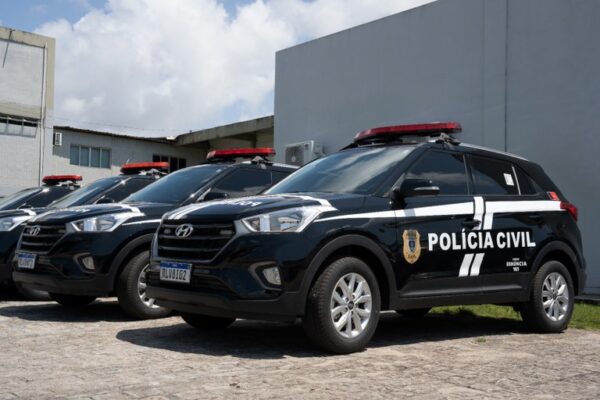 Viatura da Polícia Civil